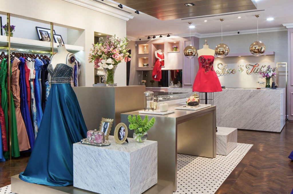 clothing store layout with clear product zones and organized sections